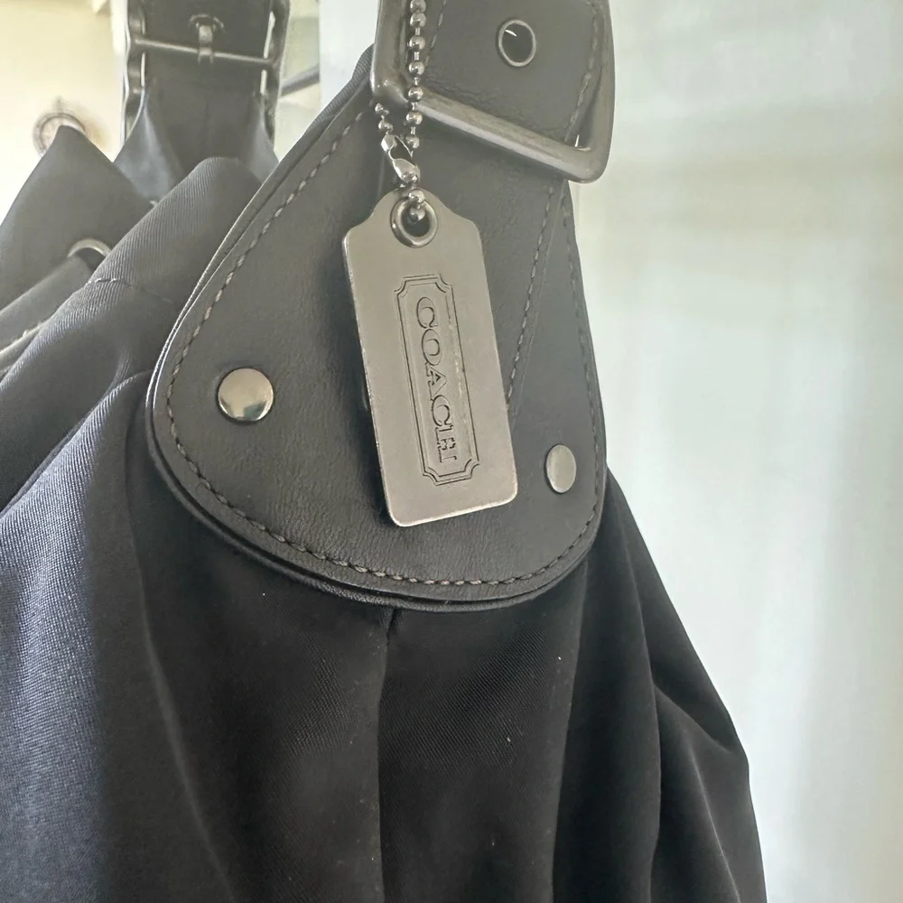Vintage Coach Leather and Nylon Drawstring Hobo Bag - Gunmetal Hardware Y2K Rare